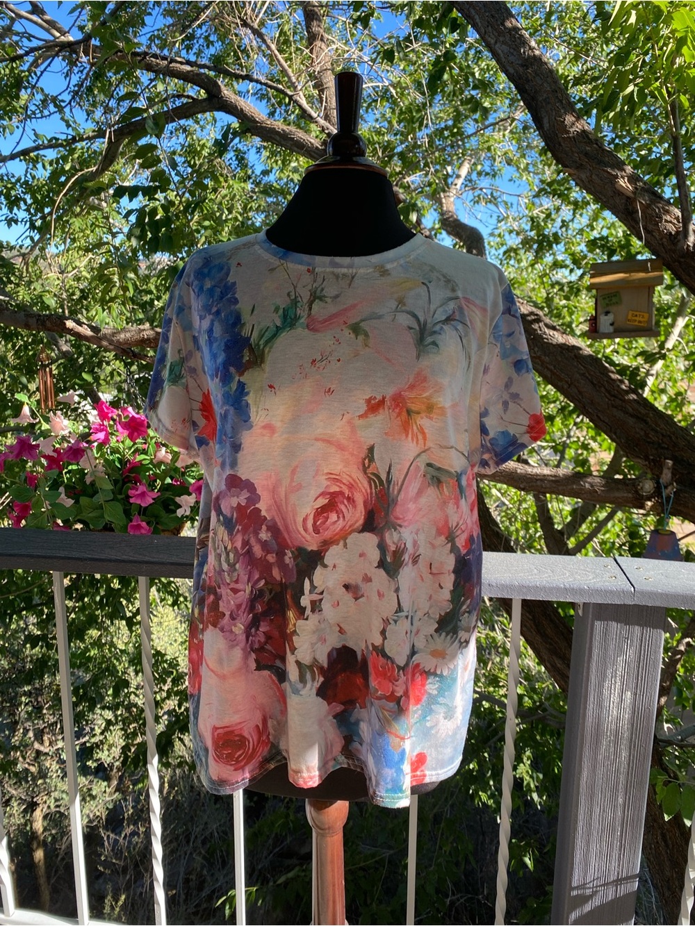 Women’s Floral Watercolor Short-Sleeve Tee - Multicolor